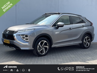 Mitsubishi Eclipse Cross 2.4 PHEV Instyle Automaat / Trekhaak (Trekgewicht 1.500kg) / Elektrisch Glazen Schuif- en Kanteldak / Head-Up Display / 360° Camera / Stuur- en Stoelverwarming voor en achter / Apple Carplay & Android Auto / Adaptieve Cruise Control / Keyless Entry & Start / Climate Control / Navigatie full map