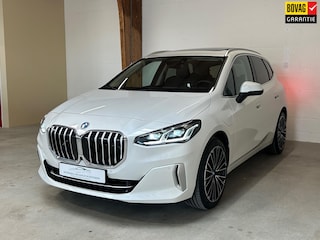 BMW 2-serie Tourer 225e xDrive - Vol opties - Onderhoudspakket - Fabrieksgarantie