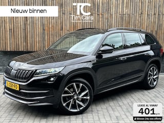 Skoda Kodiaq 1.5 TSI Sportline Automaat | Trekhaak uitklapbaar | Navigatiesysteem | Stoelverwarming | Stuurverwarming | Getint glas | Cruise control | 20 inch lichtmetalen velgen | Achteruitrijcamera | Parkeersensoren voor en achter