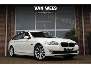 BMW 5-serie Touring 520i F11 High Executive | 2e eigenaar | NL auto | Leer | Navi | 18 inch | Xenon | NAP | Cruise-control | PDC | 184 pk | ➡️