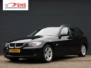 BMW 3-serie Touring 320i NAVI! CLIMA! CRUISE! PDC ACHTER! LM VELGEN! TREKHAAK!