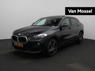 BMW X2 sDrive18i High Executive | Automaat | Climate Control | Panoramadak | Achteruitrijcamera | Lederen Bekleding | Lichtmetalen Velgen |