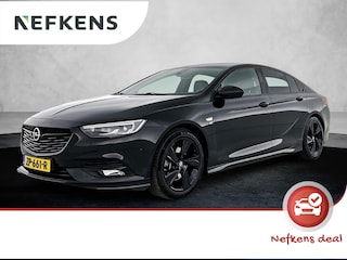 Opel Insignia Grand Sport Exclusive 200 pk Automaat | OPC | Navigatie | Achteruitrijcamera | Parkeersensoren Voor en Achter | Lederen Bekleding | Verwarmde Comfortstoelen | Matrix LED Koplampen | Dodehoek Detectie | 18" Lichtmetalen Velgen | Apple Carplay/Android Auto |
