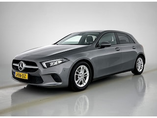 Mercedes-Benz A-klasse 180 d Business Solution(NL-auto, Dealer OndH, Navi, Parkeersensoren, Cruise Con, Etc)