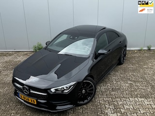 Mercedes-Benz CLA 220 PREMIUM PLUS AMG PANORAMA SFEERVERLICHTING AMBIANCE VERLICHTING COMPLEET ONDERHOUD