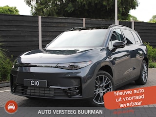 Leapmotor C10 REEV Design 28.4 kWh Camera systeem rondom, Stoelverwarming/koeling, Panoramadak, Navigatie