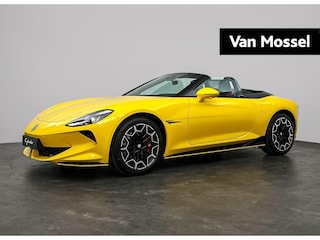 MG Cyberster Trophy Extended Range 77kWh | Showroommodel | 507 KM Bereik WLTP | Zwarte Kap | Rood Leder | Inca Yellow