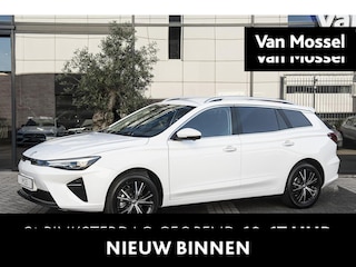 MG 5 Electric Standard Range Luxury 50 kWh Airconditioning | 360 graden camera | Apple Carplay | ACC| Voorraad Voordeel | 7 jaar Garantie | €7.000 Korting | OP = OP
