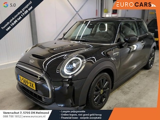 Mini Mini Classic 33 kWh Climate control Cruise control LED Parkeersensoren Achteruitrijcamera