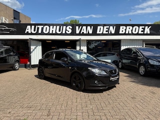 Seat Ibiza SC 1.6 Sport 105Pk Pano Airco Bodykit Stoelverw Lmv Elek Pakket Nw Apk