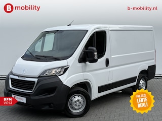 Peugeot Boxer 2.2 BlueHDi 120 L1H1 3.3t Trekhaak 2.500kg Apple CarPlay | Achteruitrijcamera | Geveerde Stoel | Cruise Control | 3-Zitplaatsen