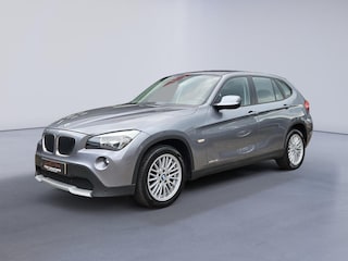 BMW X1 sDrive18i /Apple Carplay/Airco/Parkeersens.V+A/Elektrische ramen V+A(MET GARANTIE*)
