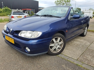 Renault Mégane Cabrio 2.0 |LEER|APK|NAP|1998