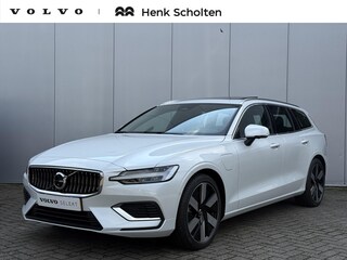 Volvo V60 T6 Plug-in hybrid AWD Plus Bright, **DIRECT LEVERBAAR** Crystal White metallic, Moritz Leder Charcoal, 19" Lichtmetalen velgen, Climate Pack, Premium Pack: Head up display, panoramadak, 360 camera