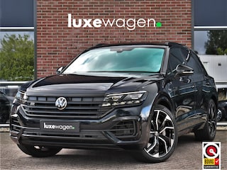Volkswagen Touareg R 3.0 TSi eHybrid 4M Pano Trekh ACC Luchtvering 22inch