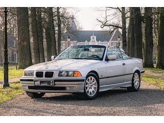 BMW 3-serie Cabrio 328i BMW 328I, E36, Sportstuurwiel leder, BMW LM wiel Classic, Sportstoel, Radio BMW Reverse RDS.