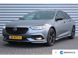 Opel Insignia Grand Sport 1.6 TURBO 200PK EXCLUSIVE OPC-LINE AUTOMAAT / NAVI / LEDER / CLIMA / LED / AGR / PDC / 18" LMV / KEYLESS / HUD / ALCANTARA / WINTERPAKKET / ADAPT. CRUISECONTROL / BOSE / UNIEK / NIEUWSTAAT !!