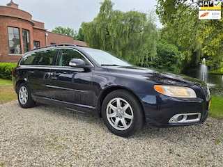 Volvo V70 2.4D Momentum