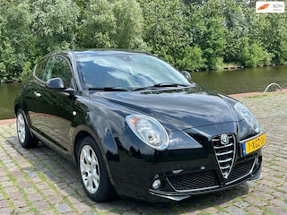 Alfa Romeo Mito 0.9 TwinAir Esclusivo airco leerbekeleding elektrische ramen cv op afs