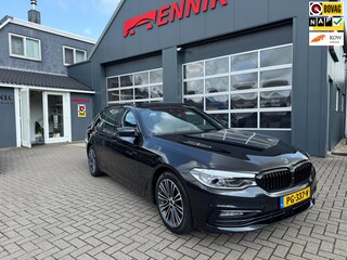 BMW 5-serie Touring 520d High Executive Sportline / Pano / 360 Cam / H&K / Standverw. / NL Auto met NAP.