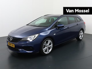 Opel Astra Sports Tourer 1.2 Elegance | Navigatie | Parkeer camera | Alcantara | Bose