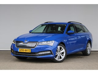 Skoda Superb Combi 1.4 TSI iV Business Edition | Apple Carplay/Android Auto|telefoonintegratie premium | Navigatiesysteem full map + hard disk | Voorstoelen verwarmd