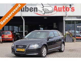Audi A3 Sportback 1.6 Ambition Pro Line Elektrische ramen, Cruise control, Stoelverwarming, Lichtmetalen wielen, Onderhoud aanwezig