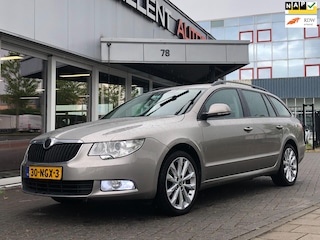 Skoda Superb Combi 1.8 TSI Comfort Business Line