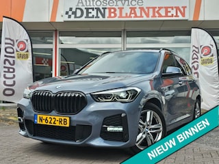BMW X1 SDrive18i High Executive Automaat BJ.2021 / Panodak / M SportPakket / Clima / Led Koplampen / 18"Lmv !!