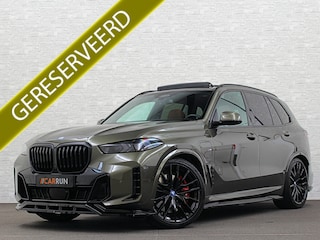 BMW X5 50e 490pk M-Pro Individual | ACC | 360 | Carbon | Stoelventilatie | 22" | Softclose | TH | Panodak | Comfort Seats | Driving Prof. | Park Prof. | Comfort plus | Manhattan met Tartufo Merino! Fabr. Gar. 06-2027 | NL-Auto | BTW.