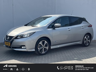 Nissan Leaf Tekna 40 kWh Automaat / Trekhaak / 360° Camera / Navigatie full map / Apple Carplay & Android Auto / Stuur- en Stoelverwarming voor en achter / Adaptieve Cruise Control / Keyless Entry & Start / Airco / DAB Radio