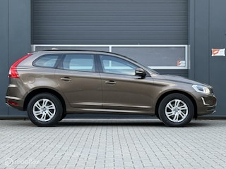 Volvo XC60 2.0 D3 FWD Polar Navi/Winterline/Unieke KMs/Dealerauto