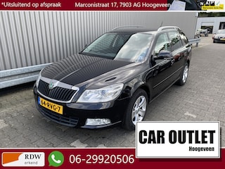 Skoda Octavia Combi 1.2 TSI Elegance Business Line Clima, Navi, CC, PDC, LM, Trekh, – Inruil Mogelijk –