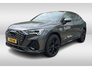Audi Q3 45 TFSI quattro edition one / Trekhaak / Panoramadak / Camera / Leder / 20'' / Matrix LED / Navigatie / Stoelverwarming / DAB / ACC