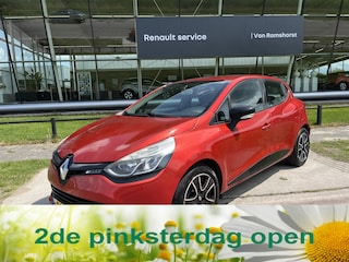 Renault Clio 1.5 dCi ECO Expression / Distri-riem V.V. bij 139.747 KM / Airco / PDC.Achter / Navi / Bluetooth / Cruise / 2e Pinksterdag Open 09.00 - 17.00 uur