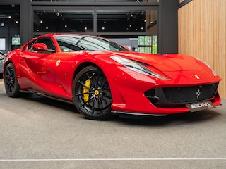 Ferrari 812 2de Pinksterdag geopend! V12 HELE Sport Seats 6.5 V12 Surround Carbon Stuur JBL