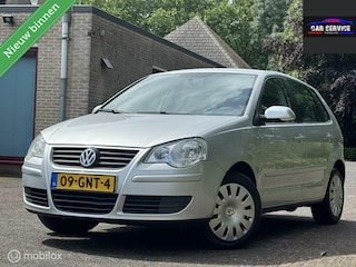 Volkswagen Polo 1.4-16V Trendline AUTOMAAT NAP/CRUISE/AC