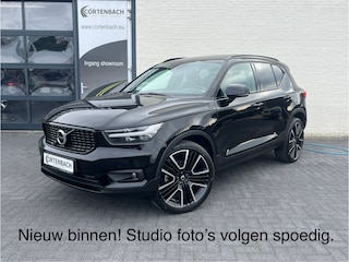 Volvo XC40 2.0 B4 R-Design | Panorama dak | Adaptieve cruise | Apple carplay | 21 inch |