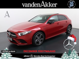 Mercedes-Benz A-klasse 250e AMG // Trekhaak // Panoramadak // Sfeerverlichting // Night Pakket // Camera // Designo kleur