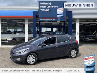 Kia Ceed cee'd 1.6 GDI 20th Anniversary / NL-Auto / 135 PK / Dealer-Onderhouden / Cruise-Control / Afneembare-Trekhaak / Armsteun Voor + Achter / Radio-Bluetooth / Airco / Elektr.-Ramen Voor / ENZ.