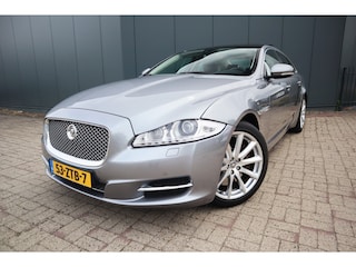 Jaguar XJ 2.0 Luxury Automaat Panoramadak Leder Navigatie Camera Etc.
