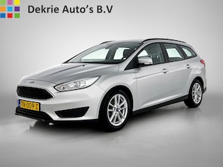 Ford Focus Wagon 1.5 TDCI Trend Edition Euro 6 / Navi / Cruise-ctr. / Trekhaak / 16" Lmv / Bluetooth / Apk okt-2025
