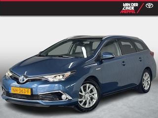 Toyota Auris Touring Sports 1.8 Hybrid Lease Pro Trekhaak PDC NL Panorama