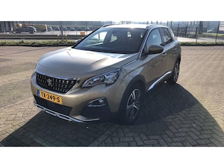 Peugeot 3008 1.2 130pk Allure | Schuif kanteldak | Trekhaak | Cruise control | Navigatie | Camera | Parkeersensoren |