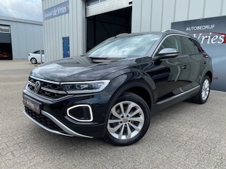 Volkswagen T-Roc 1.5 TSI 150PK Style / Navi / Clima / Adapt.Cruise / Virtual / Camera / Stoelverw.