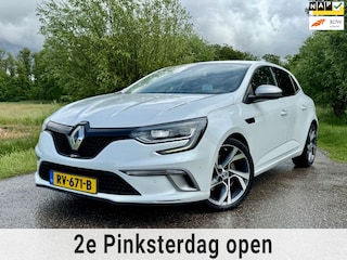 Renault Mégane 1.6 TCe GT Sport / Automaat / Airco / Navigatie / Head-up Display / Cruise Control / 205 PK / Half Leder /