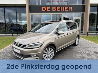 Volkswagen Touran 1.4 TSI 150pk 5pers. Highline Trekhaak I LED I Pano dak