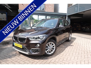 BMW X1 sDrive18i | Lage KM! | CarPlay | Leder | Camera | Elektrische Klep |