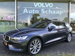 Volvo V60 2.0 T4 Momentum Pro Automaat | Rijklaar incl 12 mnd Bovag | Panoramadak Trekhaak Camera Standkachel
