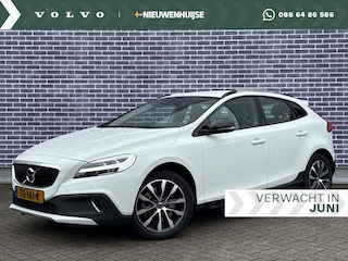 Volvo V40 1.5 T3 Dynamic Edition | Trekhaak | Stoelverwarming | Cruise Control | Climate Control | Parkeersensoren | Dealeronderhouden |